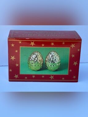 NOS Vintage Russ Gold Pine Cone Salt Pepper Set